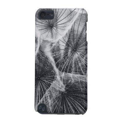 Dandelion seed iPod touch (5th generation) case