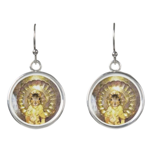 Dangling earings with squirrel image earrings (Front)