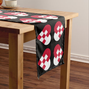 Danish Yule Heart Table Runner – Scandi Julehjerte