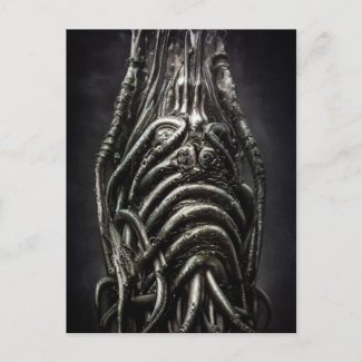 Dark Alien Statue of an Ancient Eldritch Horror
