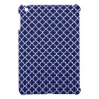 Dark Blue Quatrefoil Clover Pattern