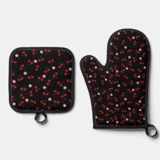 Dark Cherries Oven Mitt & Pot Holder Set