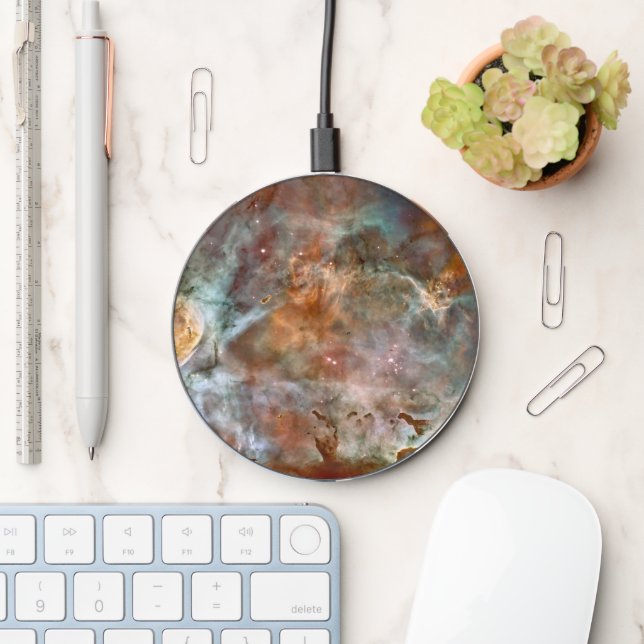 Dark Clouds of Carina Nebula Hubble Space Wireless Charger (Desk)