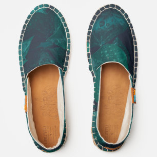 Dark emerald green ivy leaves water drops espadrilles