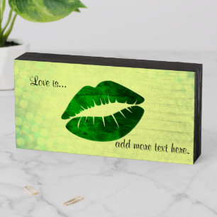 Dark Green Painted Lips Wooden Box Sign