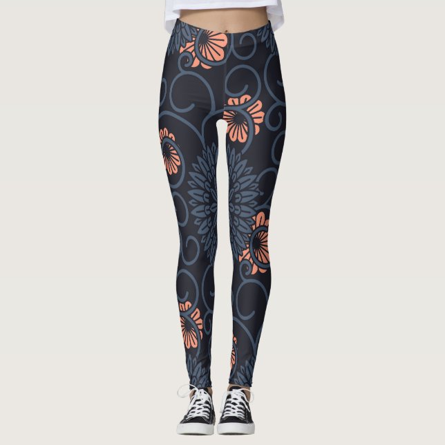 Dark Ornamented Circles Vintage Seamless Leggings (Front)