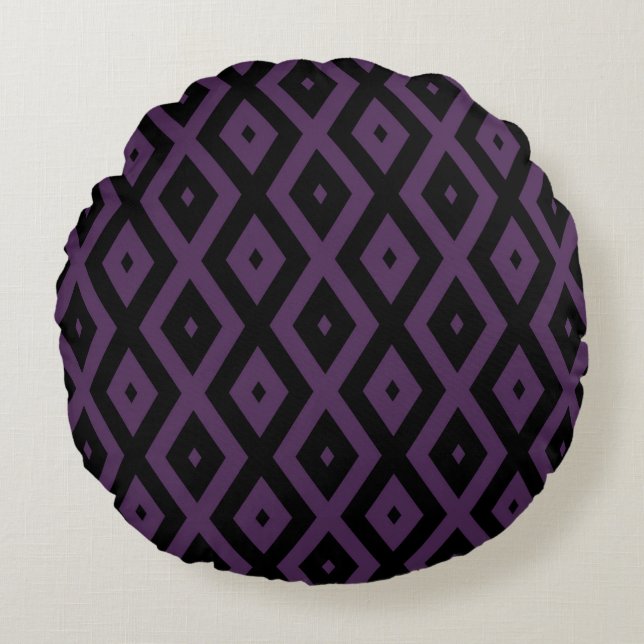 Dark purple and black diamond pattern round pillow (Front)