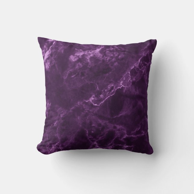 Dark purple marble: luxurious texture. throw pillow (Front)
