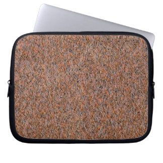 Dark rust laptop sleeve