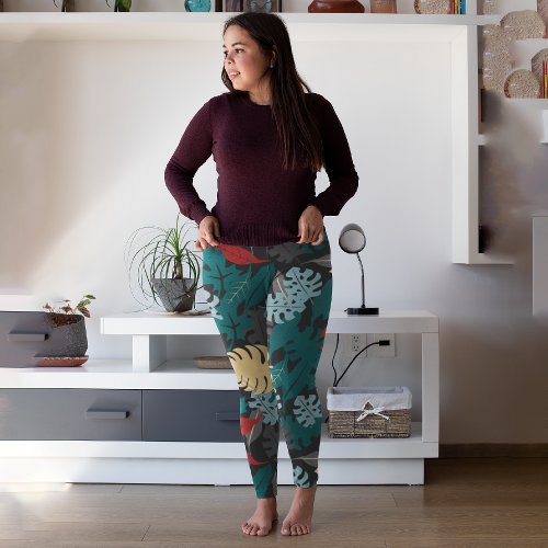 Dark Tropical Capri Leggings