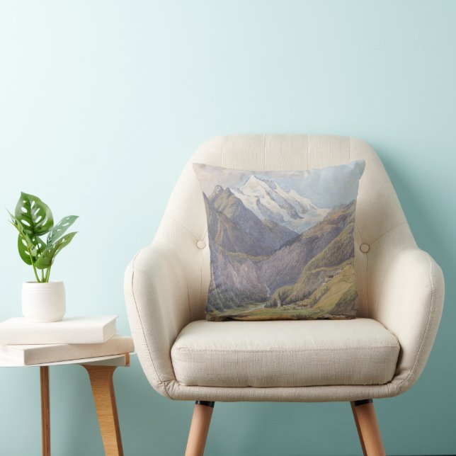 Das Mölltal mit dem Großglockner – Carl Lafite Throw Pillow (Chair)
