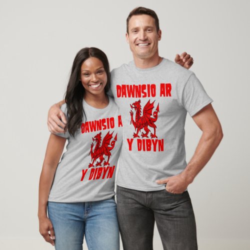 Dawnsio ar y dibyn Welsh Rugby Union Dragon T_Shirt