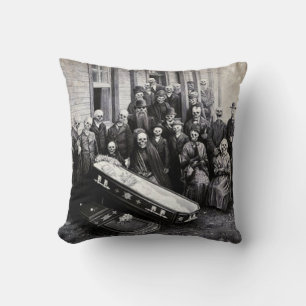 Day of the Dead Pillow - Calaveras Family Funeral