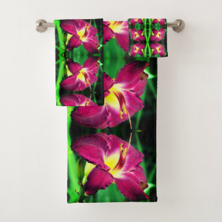 Daylily Flower Close Up Abstract Bath Towel Set