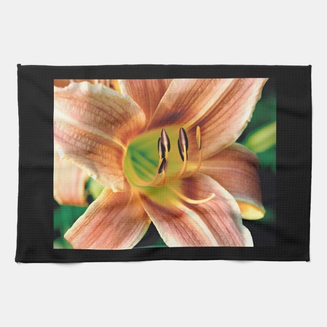 Daylily Macro Kitchen Towel (Horizontal)