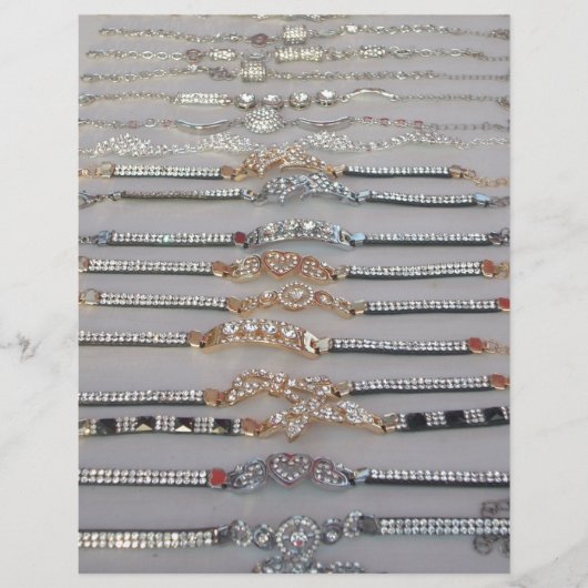 Dazzling Decorated Diamond Chain Artwork Jewelry  (Front)