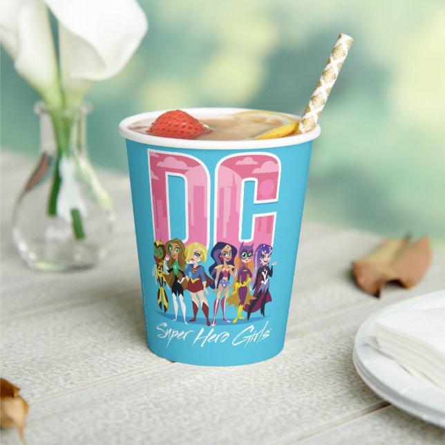 DC Super Hero Girls Lineup Paper Cups (Insitu)