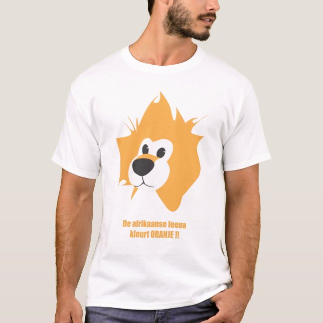 "De afrikaanse leeuw kleurt ORANJE !!" t-shirt WK (Front)