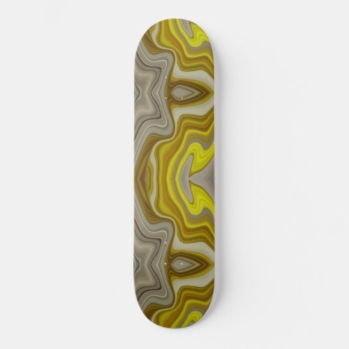  de pintura amarilla con beige skateboard