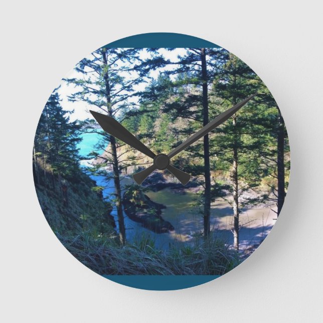 Dead Man's Cove, Cape Disappointment, Washington Round Clock (Front)