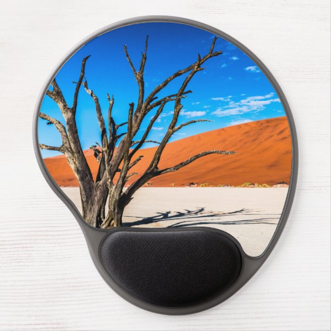 Dead tree in Deadvlei, Namibia Gel Mouse Pad (Front)