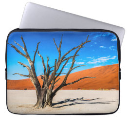 Dead tree in Deadvlei, Namibia Laptop Sleeve
