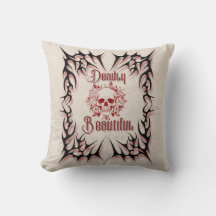 Deadly Beautiful – Gothic Skull Floral