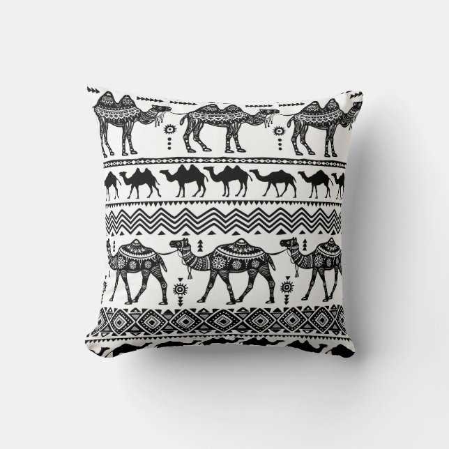 Decorative Camels Seamless Pattern Design Throw Pillow (Front)