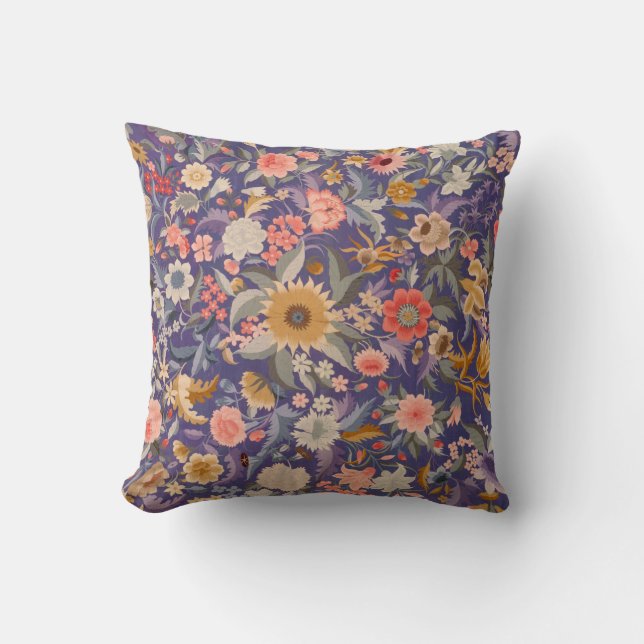 Decorative Floral Print Throw Pillow (Front)