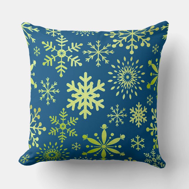 Decorative Green Snowflakes Pattern Throw Pillow (Front)