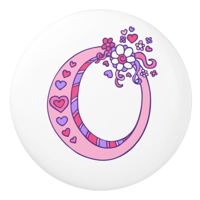 Decorative letter O monogrammed handle knob (Front)