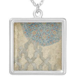 Decorative Silver Tapestry Floral Arrangement Silver Plated Necklace