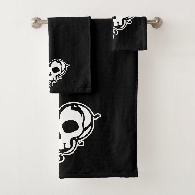Decorative Skull Heart Bath Towel Set (Insitu)