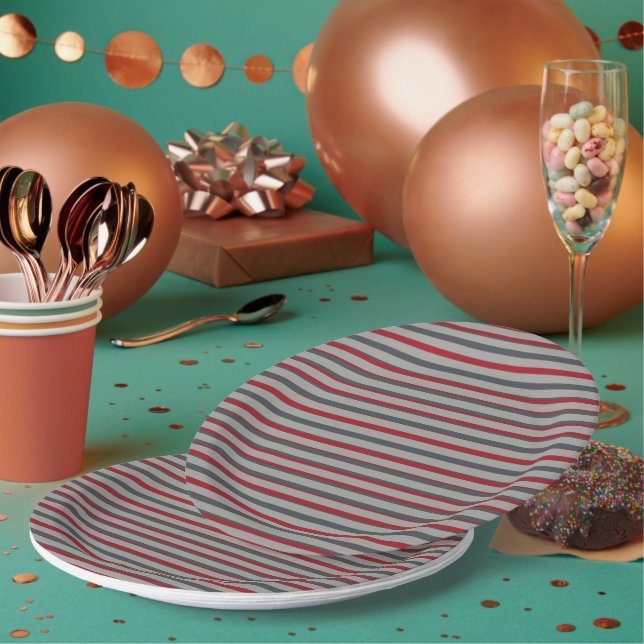 Decorative Striped  Paper Plates (Multi)