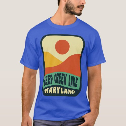 Deep Creek Lake Maryland Retro Sunset Badge T_Shirt