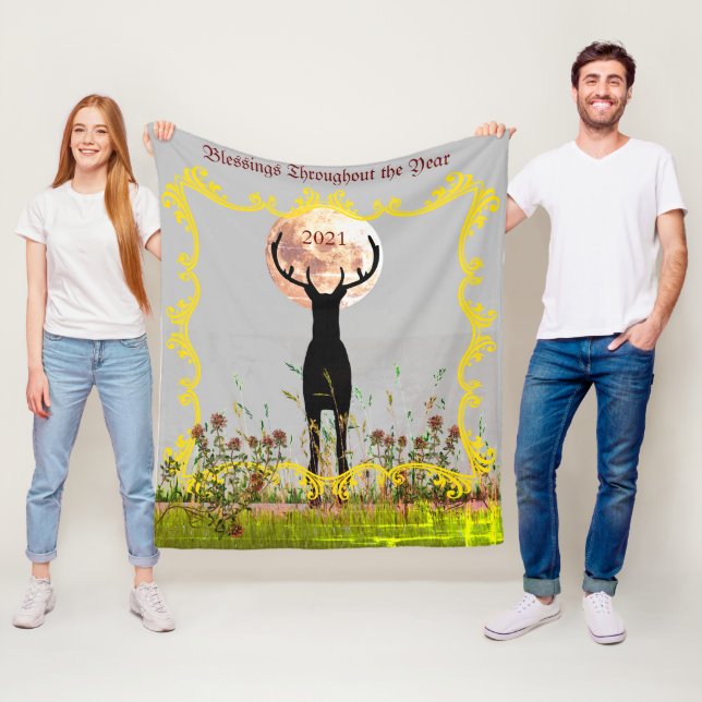 Deer Hunt Cabin Decor Customizable Gift Fleece Blanket (In Situ)