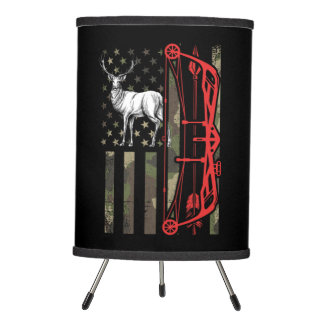 Deer hunter bow hunting tripod lamp