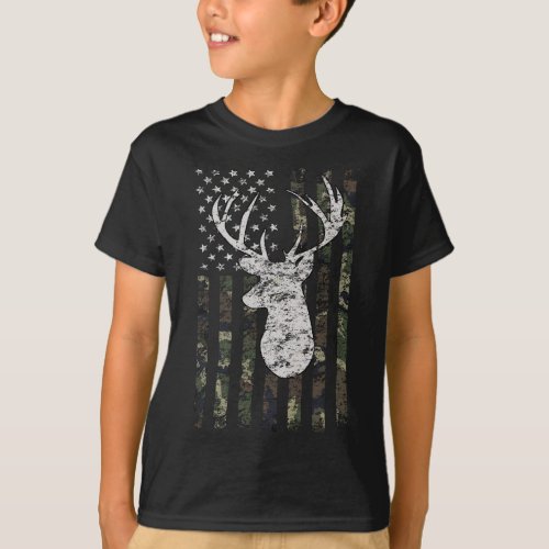 Deer Hunting Camo American Flag T_Shirt