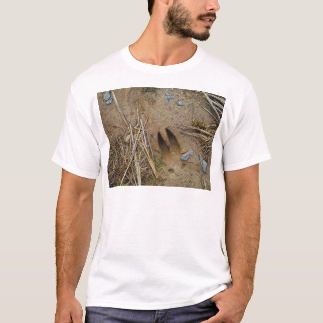 deer track T-Shirt (Front)