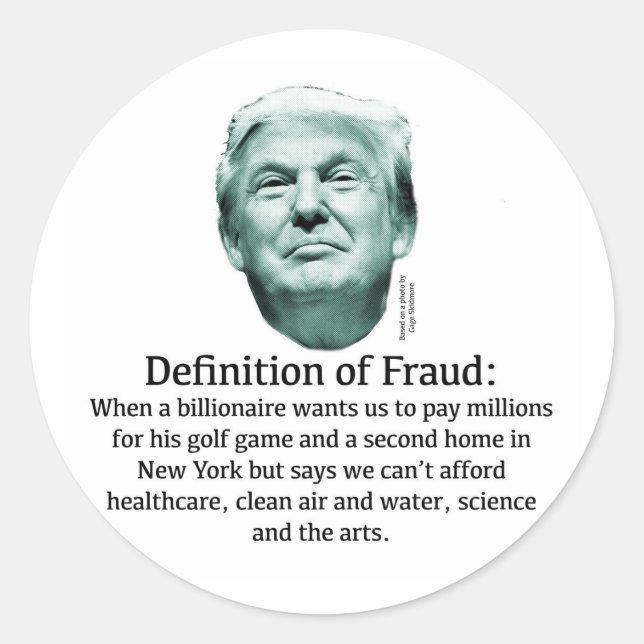 Definition of Fraud - TRUMP Classic Round Sticker (Front)