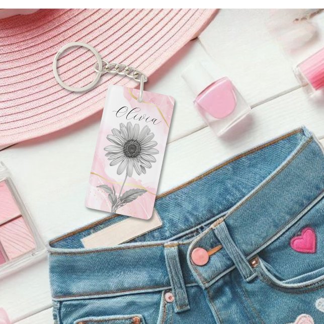 Delicate Blush Pink Daisy Flower Keychain (Creator Uploaded)