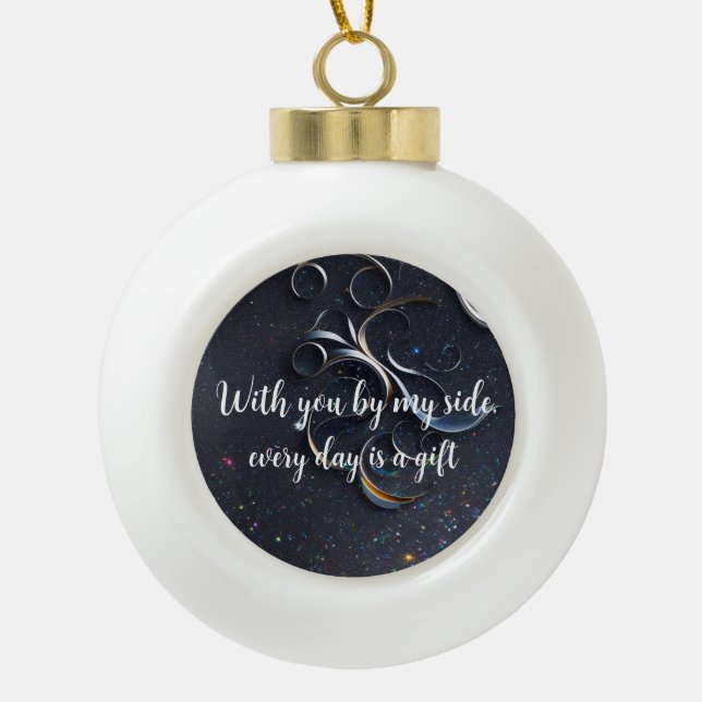 Delicate ornaments in blue (Front)