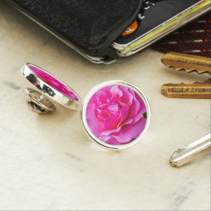 Delicate pink rose. lapel pin