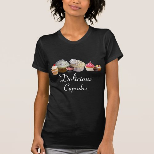 DELICIOUS CUPCAKES BIRTHDAY PARTY red pink black T_Shirt
