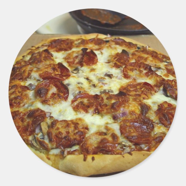 Delicious Pizza Classic Round Sticker (Front)