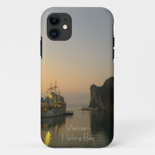 Delightful sunset in Halong Bay Vietnam Case-Mate iPhone 11 Case