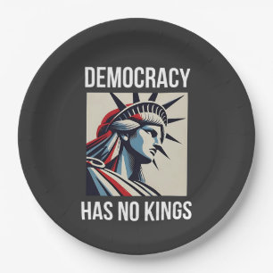 Democracy Has no King Librety Status USA  Paper Plates