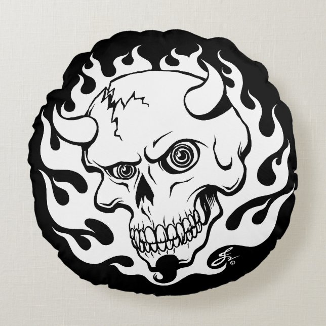Demon Skull in Flames Round Pillow (Front)