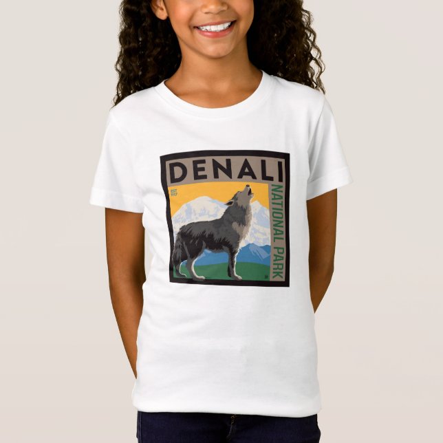 Denali National Park | Howling Wolf T-Shirt (Front)