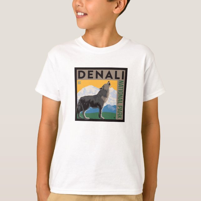 Denali National Park | Howling Wolf T-Shirt (Front)